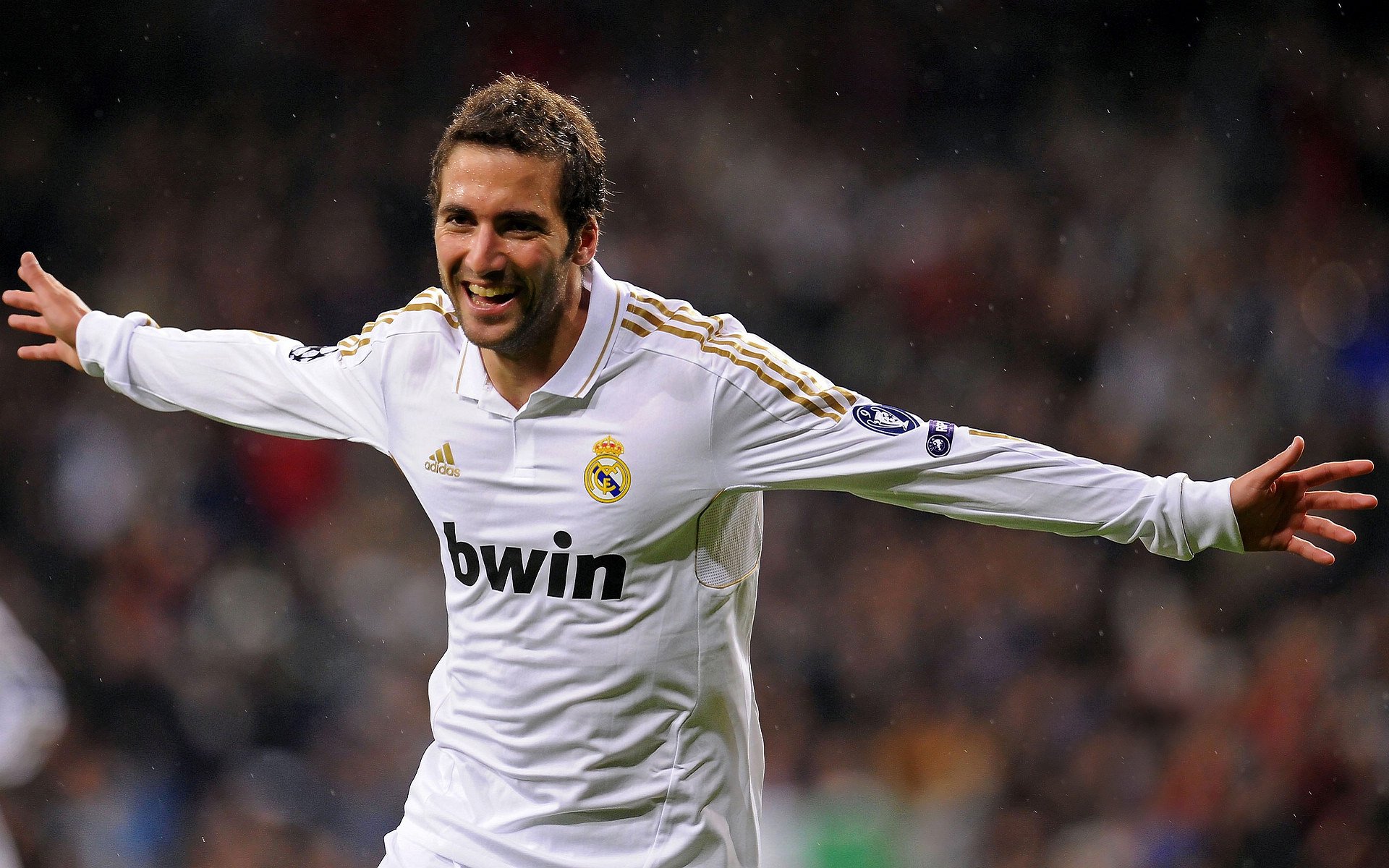 “安赫尔·巴尔博萨的全面能力与比赛经验,推动美洲狮队成为世界级强队”